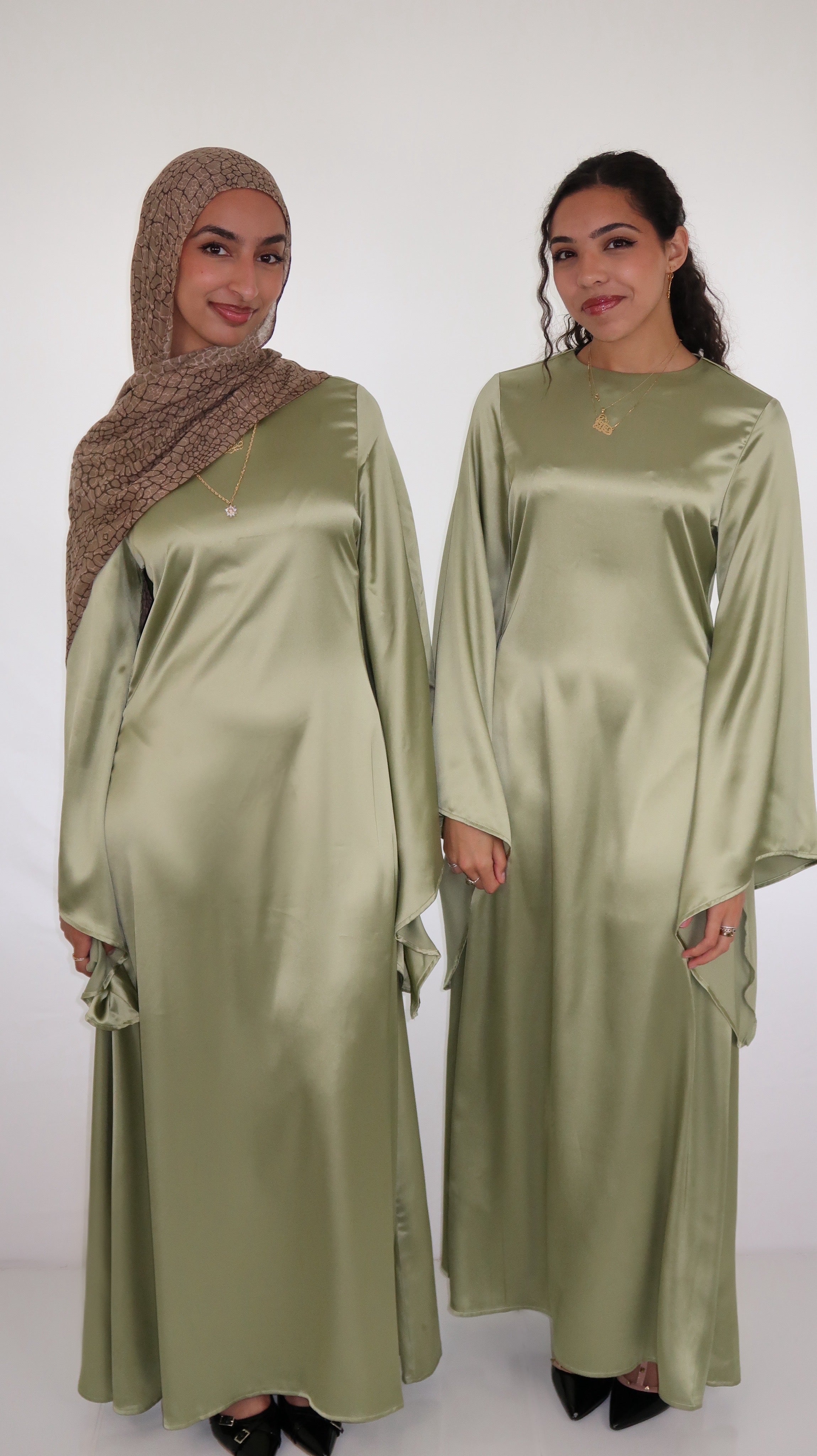 Noor | Olive