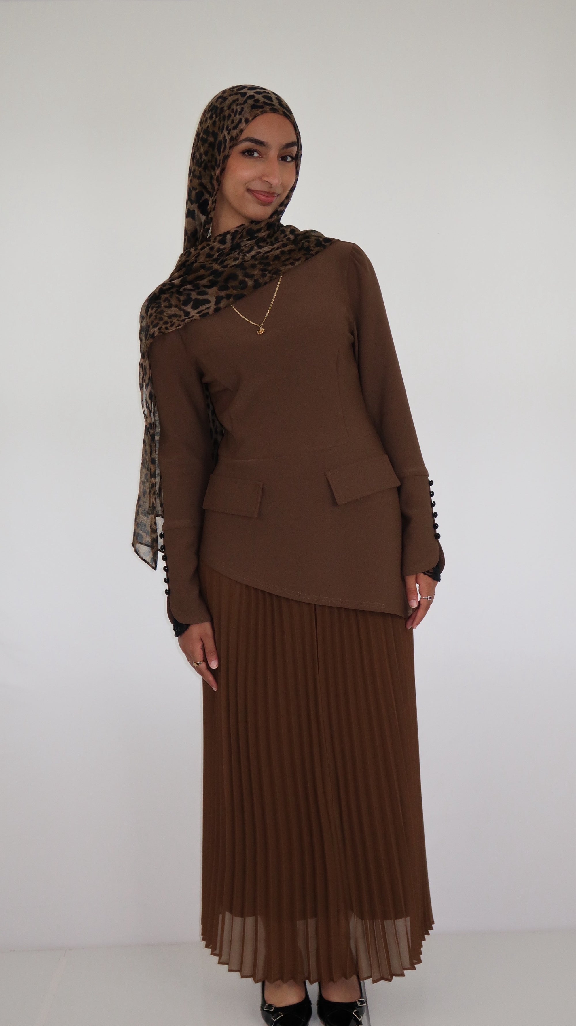 Malak | Chestnut