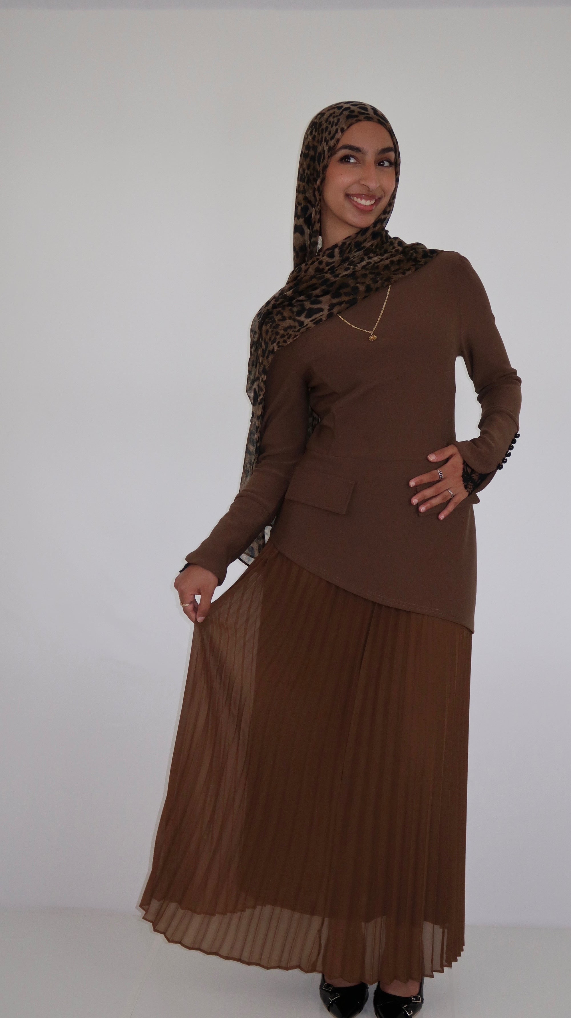Malak | Chestnut
